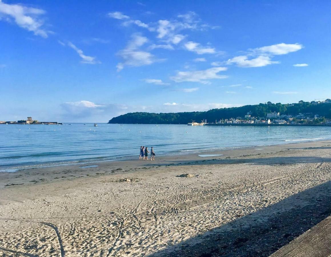 Beautiful 1Br Apartment In Historic St Aubin House 外观 照片