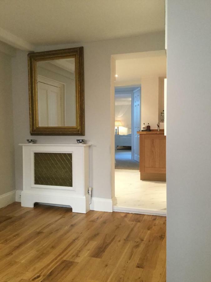 Beautiful 1Br Apartment In Historic St Aubin House 外观 照片